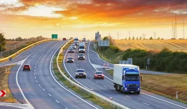 Highway corridor representing OMR and ECR road access from Godrej Wonderla